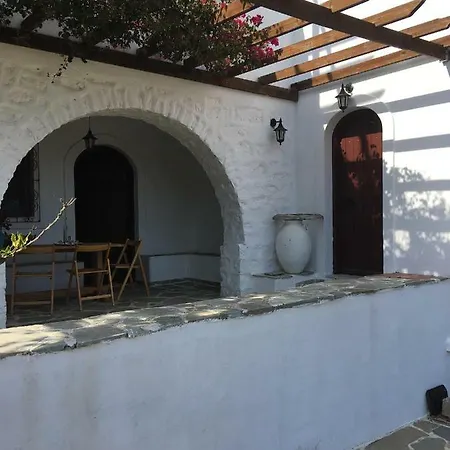 Сasa de vacaciones Paros Nature House *